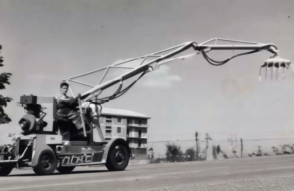 Photo of a loader in 1954