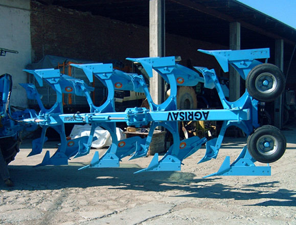 180° reversible 4 Furrow