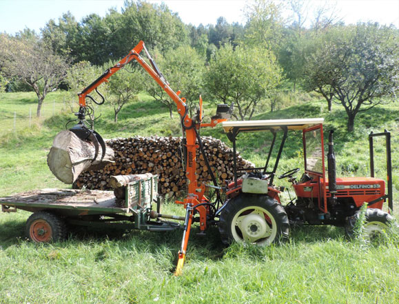 P.A.S. 350 montato su trattore Delfino 35 HP