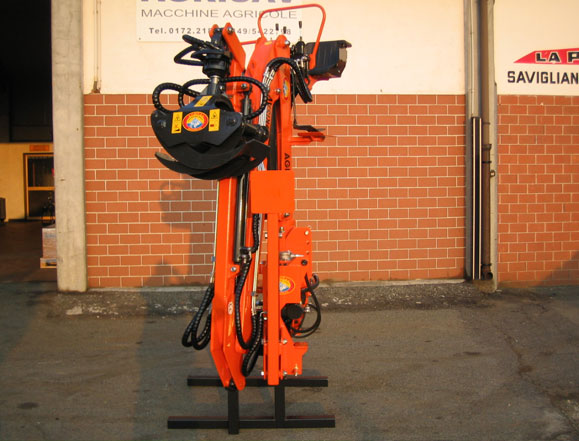 P.A.S. 450 a riposo sui suoi piedini